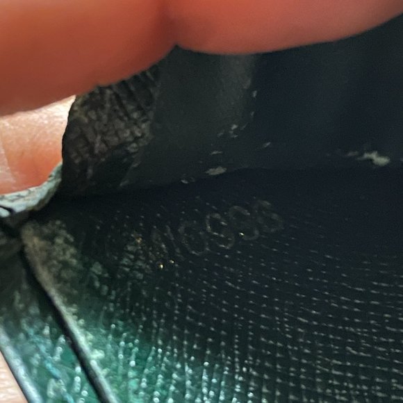 Louis Vuitton Wallet - Picture 4 of 15